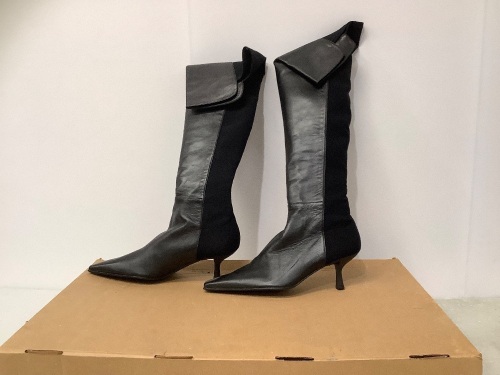 Stuart Weitzman Womens Boots, 9.5M, Appears New - Lot 554