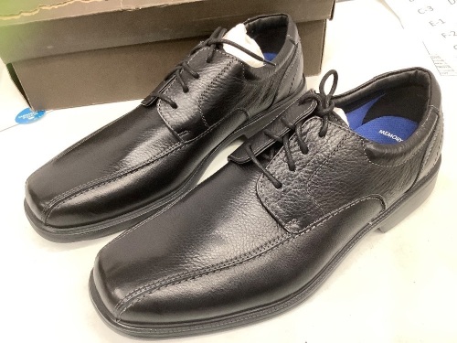 Men's Shoes, 11D, Appears New - Lot 564