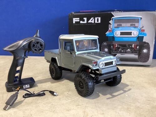 Classic Model FJ40 RC Rock Crawler  - Lot 1167