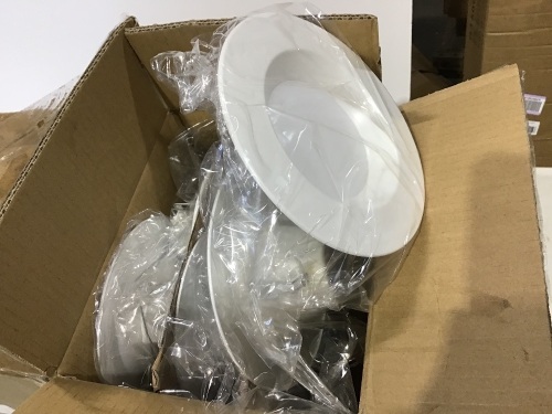 Lot of (6) 6 packs with 36 Lights Total, LED Retrofit Down Lights - Lot 584