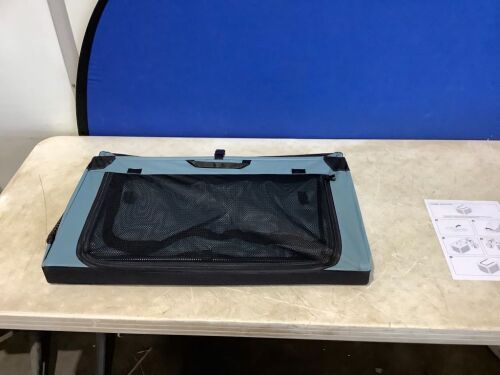 Akinerri Airline Approved Collapsible Soft Sided Pet Travel Carrier  - Lot 1022