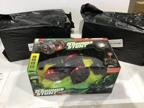 Lot of (3) MKB 5 Rounds Stunt 360° Spins Double -Side Car  - Lot 739