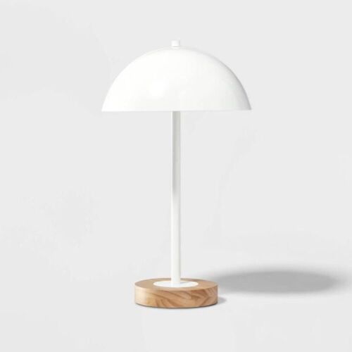 Pillowfort Dome Table Lamp 17"  - Lot 1106