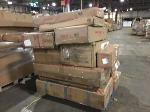 Salvage Pallet. Items Will Be Broken, Incomplete and Damaged.  - Lot 929