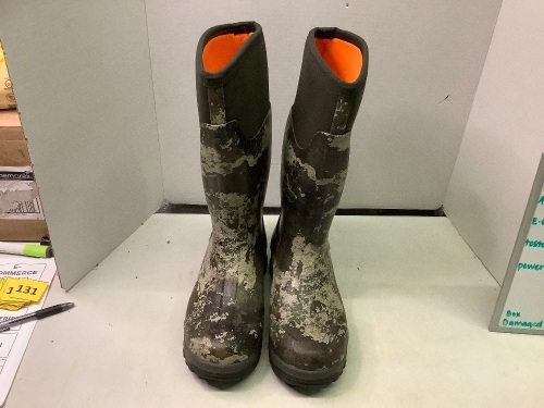 Dryshod Stratalite Xt, Men's 9/9.5, Appears New - Lot 123