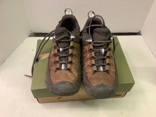 Keen Women's Hiking Boots, 7, Ecommerce Return - Lot 126