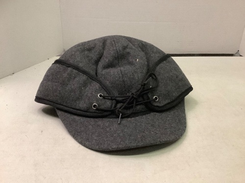 Stormy Kromer Men's 7 1/8, Appears New - Lot 131