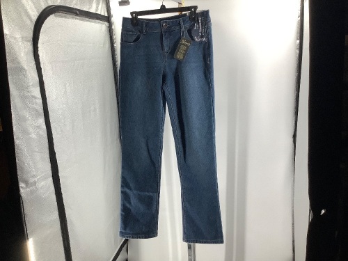 Natural Reflections Women's Jeans, 6 Regular, Appears New - Lot 208