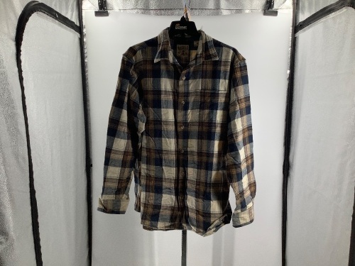 Red Head Men's Flannel, Medium, Appears New - Lot 219