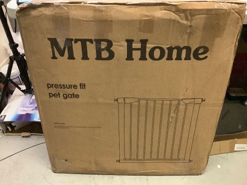 MTB Home Pressure Fit Pet Gate, Appears New - Lot 179