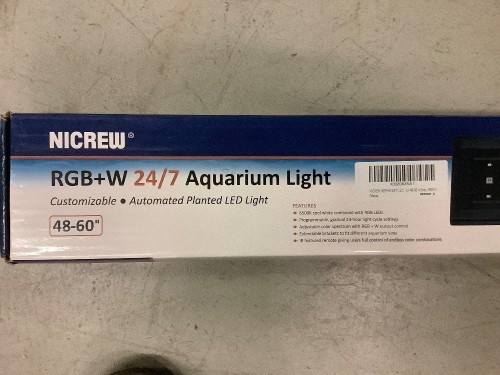 Nicrew Automated Planted LED Light, 48-60", Appears New - Lot 183