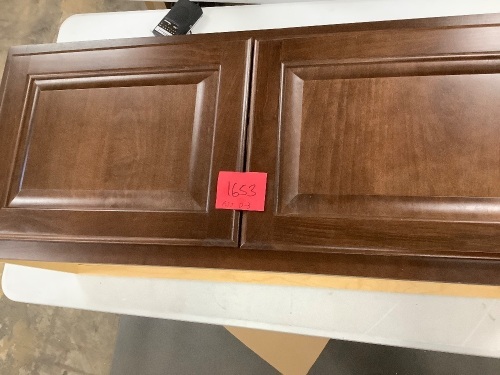 Wall Hanging Cabinet - Lot 1653
