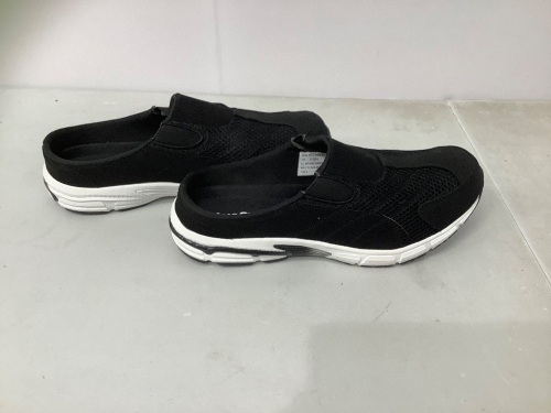 Men's Shoes, 11W, New - Lot 160
