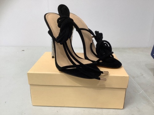 Hell & Heel Suede Womens Shoes, 5, Appears New - Lot 208