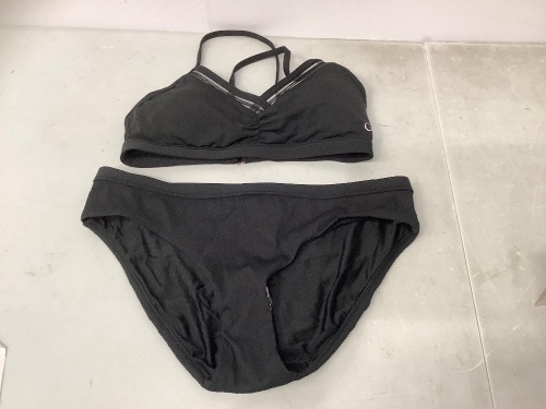 Calia Womens 2 Piece Swimsuit, S, Appears new, Retail 90.00 - Lot 312