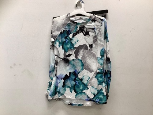 Calia Womens Rashguard, S, Appears new, Retail 50.00 - Lot 315