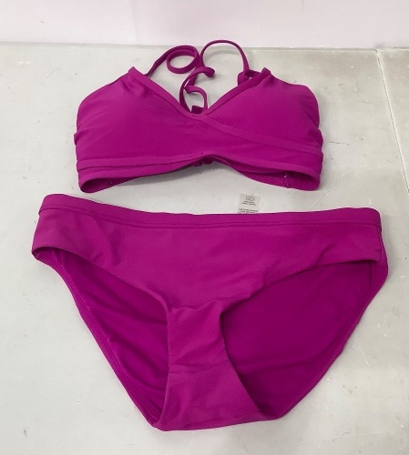 Calia Womens 2 Piece Swimsuit, S, Appears new, Retail 90.00 - Lot 347