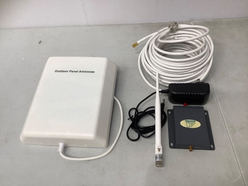 ATT T-Mobile Cell Signal Booster, Untested, E-Commerce Return, Retail 136.00 - Lot 457