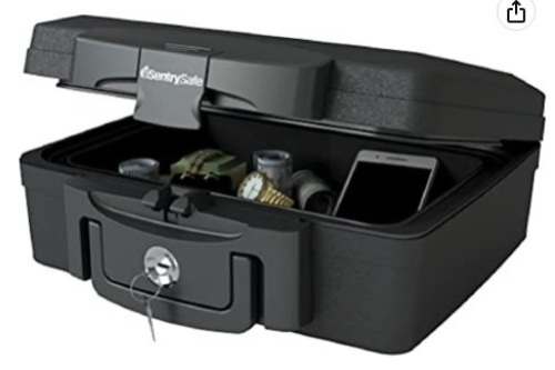 SentrySafe Fireproof Waterproof Box w/ Key Lock, E-Commerce Return, Retail 39.99 - Lot 574