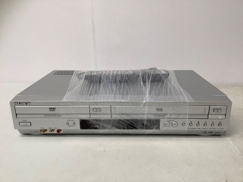 Sony DVD/VHS Player & Recorder, Powers Up, E-Comm Return, Retail $179.99 - Lot 446