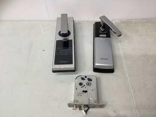 Samsung Smart Door Lock, Appears New, Retail $230.00 - Lot 488