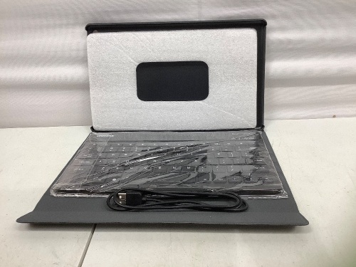 Wireless Keyboard, Appears New - Lot 660