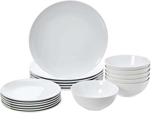 Amazon Basics 18-Piece Kitchen Dinnerware Set, Plates, Dishes, Bowls, Service for 6, White Porcelain Coupe - New  - Lot 639