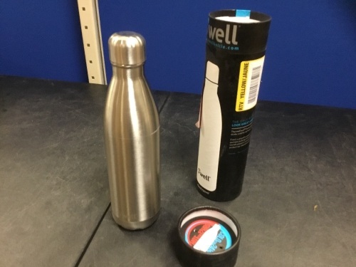 S'well Stainless Steel Water Bottle, 25 fl oz - Appears New  - Lot 1089