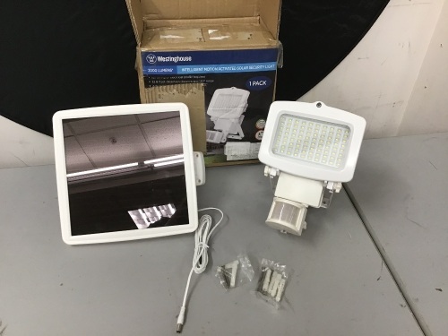 Westinghouse 2000 Lumens Intelligent Motion Activated Solar Security Light - E-Comm Return, Untested - Lot 128