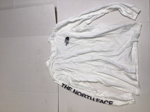 North Face Long Sleeve Shirt, Men's Size L, E-Commerce Return - Lot 421