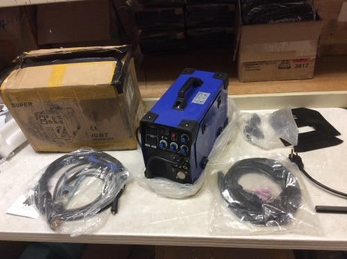 MIG-250 Mig Welding Machine 250A MIG MMA TIG 110V/220V - E-Comm Return, Unknown Condition, Untested - Lot 358