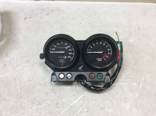 Honda Motorcycle Gauges Speedometer, Odometer, Tachometer Cluster Meter - Appears New  - Lot 313