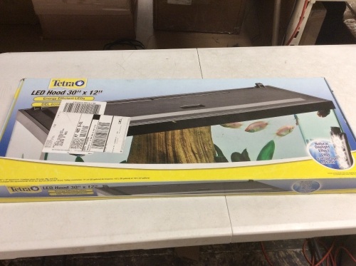 Tetra LED Aquarium Hood 30" x 12" - Appears New  - Lot 579
