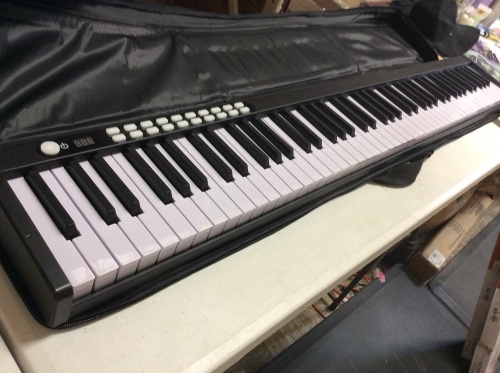 Electronic Piano - Unknown Conditon  - Lot 1030