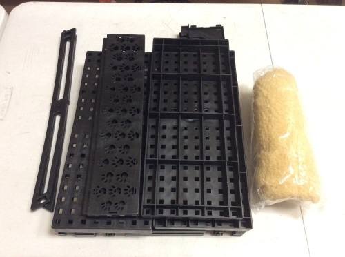 Sherpa Covered Pet Stairs - Unknown Condition  - Lot 1083