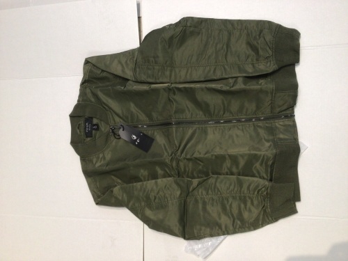 Spym Jacket, Green, Size L, New with Tags - Lot 423
