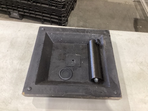  26lb Heavy-Duty Steel Square Patio Umbrella Base Stand w/ Decorative Basketweave Pattern - Lot 1165