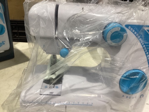 UKICRA UFR-727 Multi-Functional 19 Pattern Stitch Sewing Machine, USED  - Lot 1169