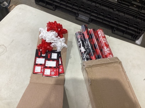 Lot of Assorted Hoilday Gift Wrapping w/ Tags and Bows - Lot 838
