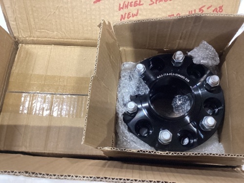 Lot of (4) Wheel Spacers, Unknown Fit - Lot 645