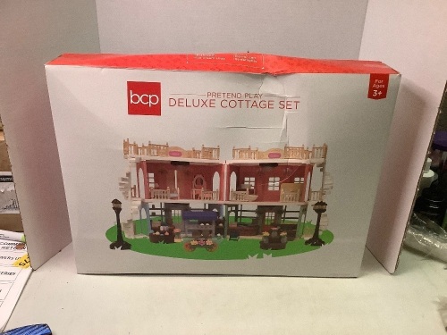 Deluxe Cottage Set, Appears New - Lot 119