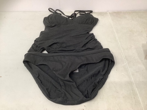 Calia Womens 2 Piece Swim Wear, Medium, Appears New - Lot 133