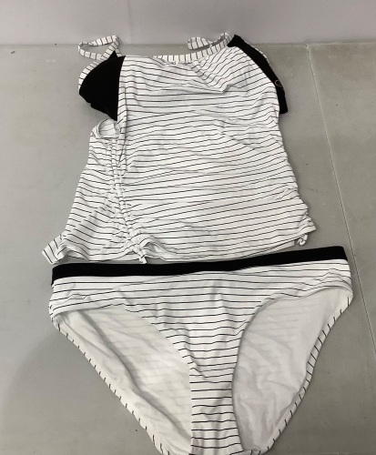 Calia Womens 2 Piece Swim Wear, Top-M Bottom-L, Appears New - Lot 175