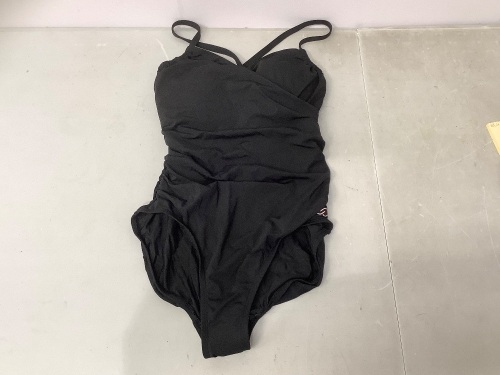 Calia Womens One Piece Swim Wear, Size 6, Appears New - Lot 215