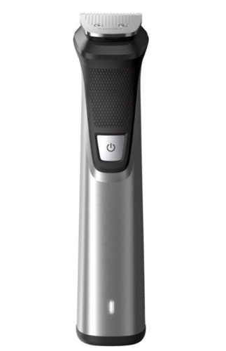 Philips Norelco Multigroom 7000 Trimmer, Powers Up, E-Commerce Return, Retail 64.99 - Lot 509