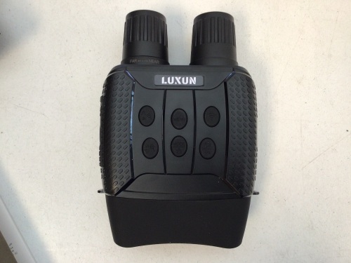 Night Vision Smart Binoculars, Powers Up, E-Comm Return - Lot 761
