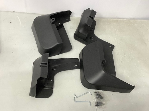 Keyoog Splash Guards, Unknown Specs, Appears New - Lot 505