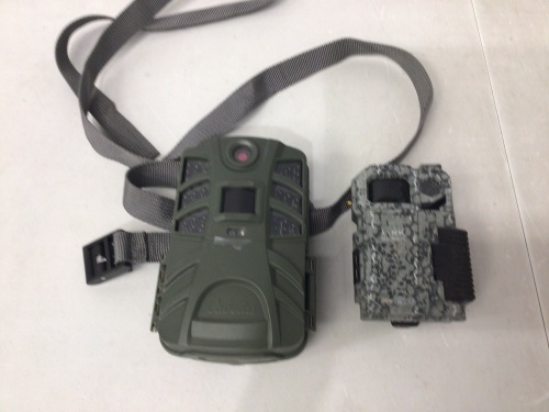 Lot of (2) Trail Cameras, Untested, E-Commerce Return - Lot 337