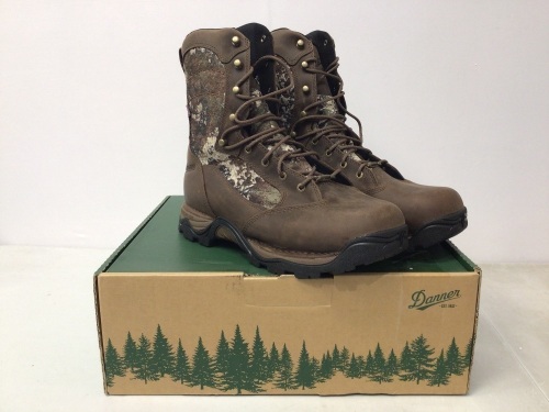Danner Mens Boots, 11, Appears New, Retail 269.99 - Lot 491