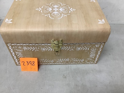 Matching Trunk Set - Lot 2398